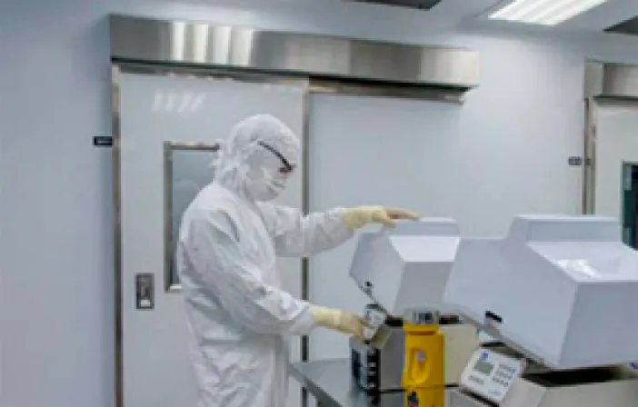 Single Sliding Fiberglass Doors for Sterile Environments