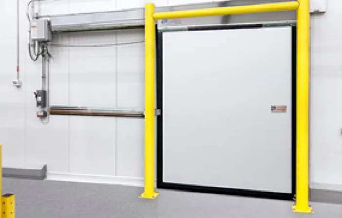 Single Sliding Flexible Panel Cold Storage Doors